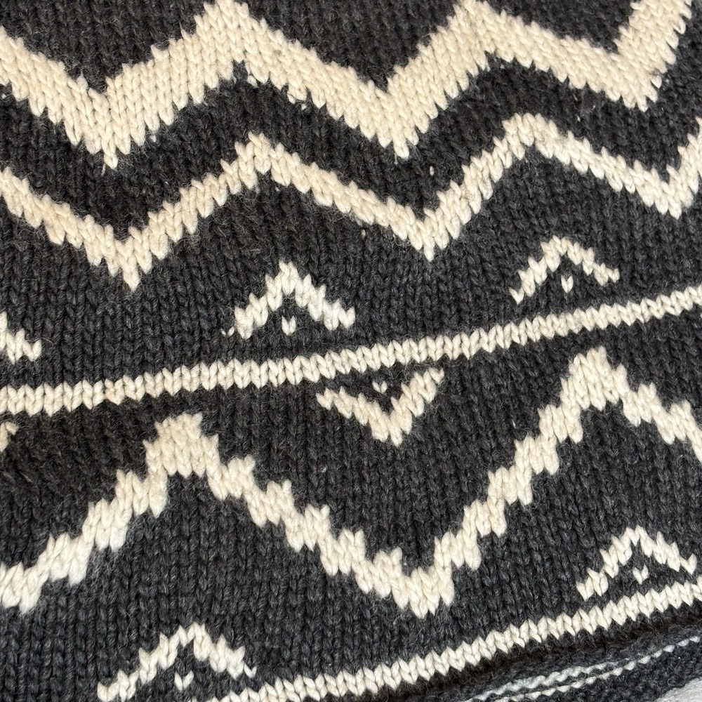 J.Jill Black White Chevron Tassel Closure Crochet Cape Poncho Women's OS Nordic - Picture 2 of 8